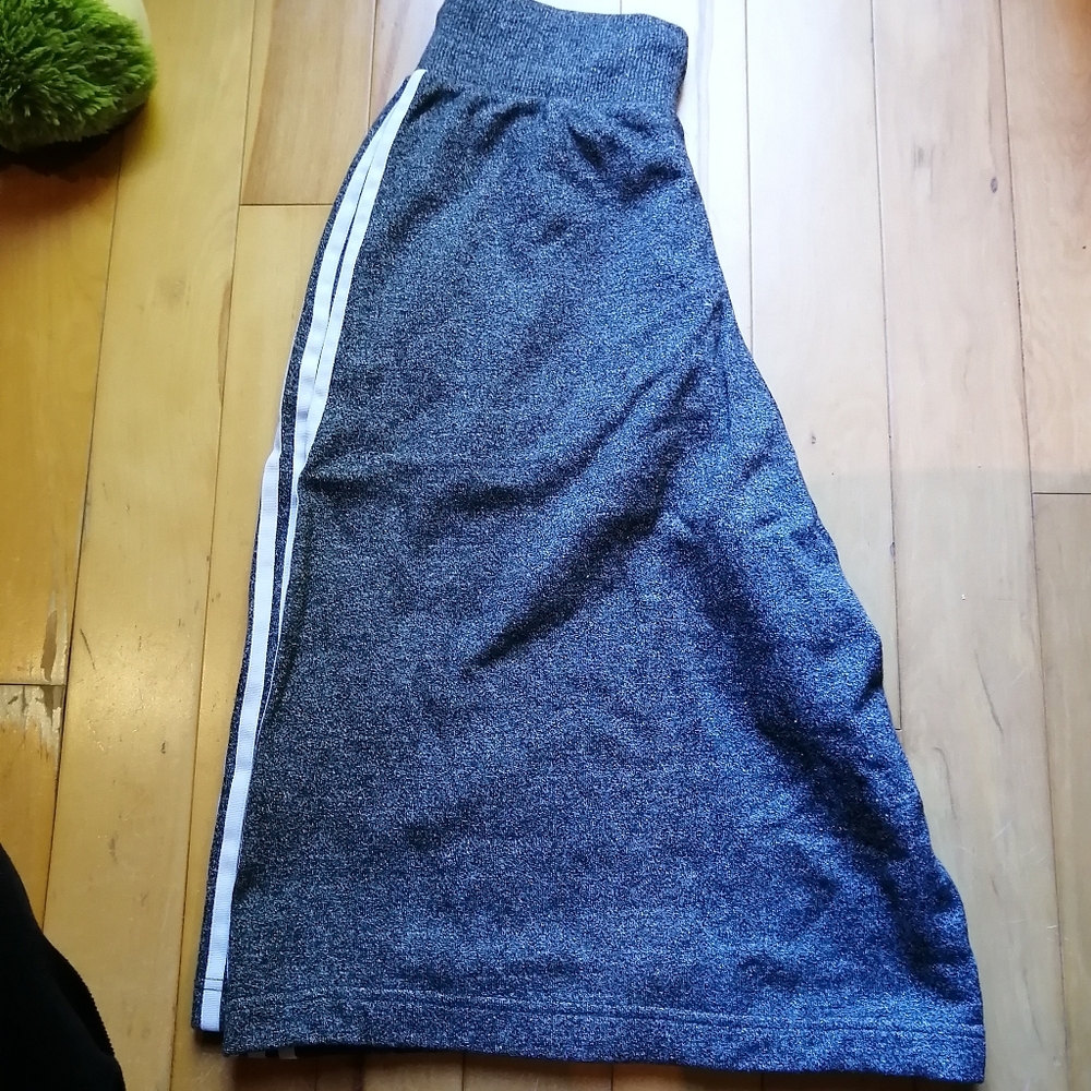 ADIDAS BERMUDA RARE new - Picture 3 of 8
